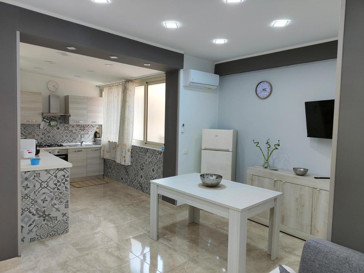 Cataleya 2 Hotel Catania Bagian luar foto